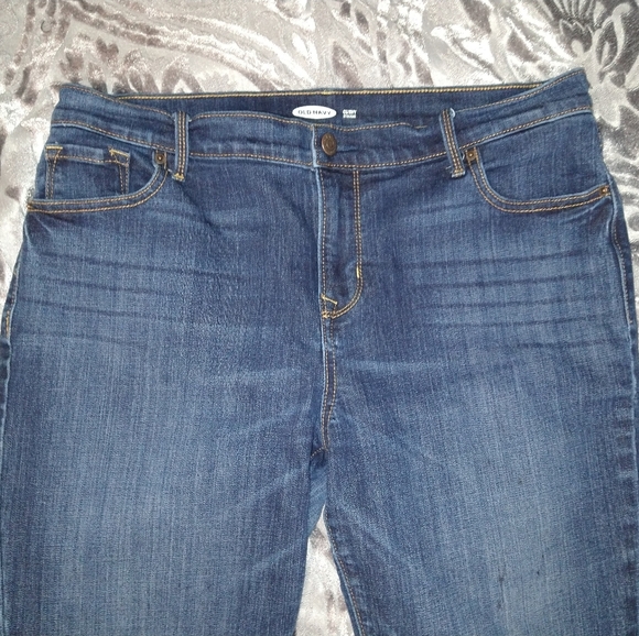 Old Navy Jeans - Picture 2 of 6